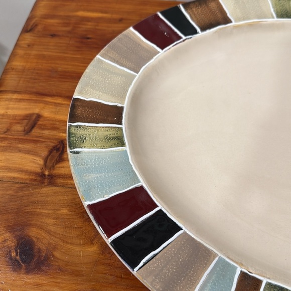 Tabletops Unlimited Lifestyles 18" Oval Serving Platter in Jentry Pattern - Picture 2 of 4